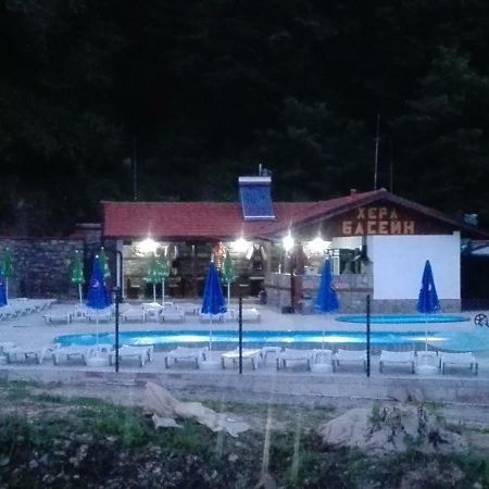 Hera Guest House Chiflik Exterior foto